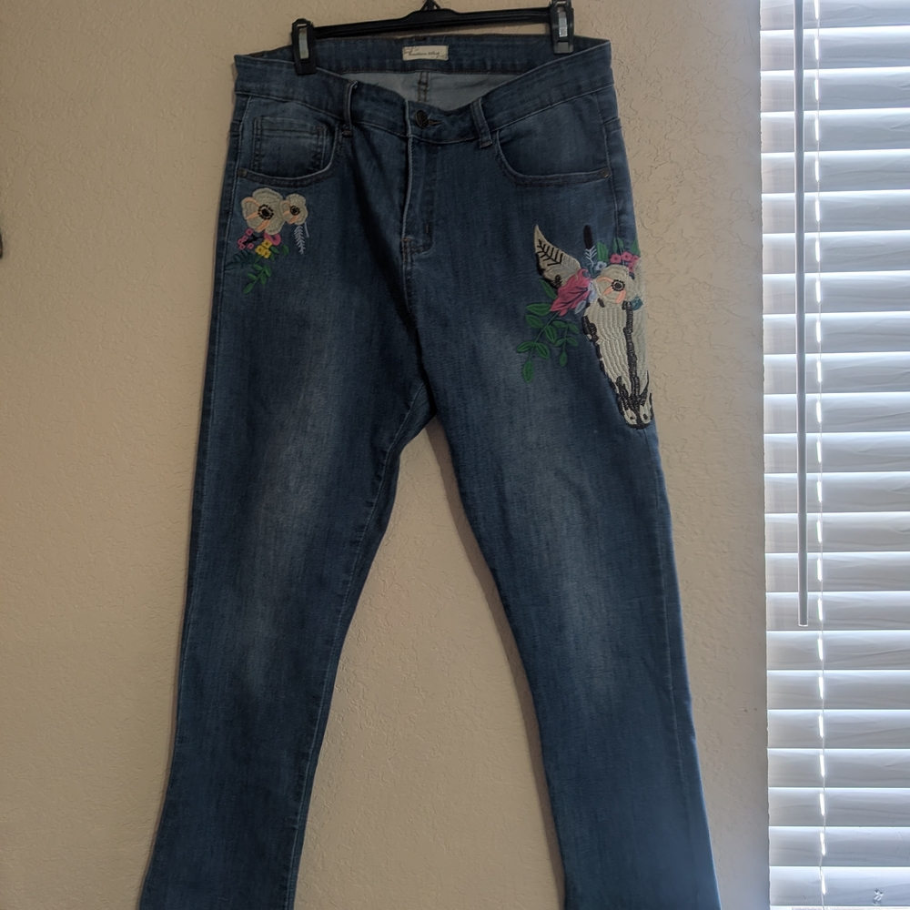 Floral Embroidered Straight Leg Jeans